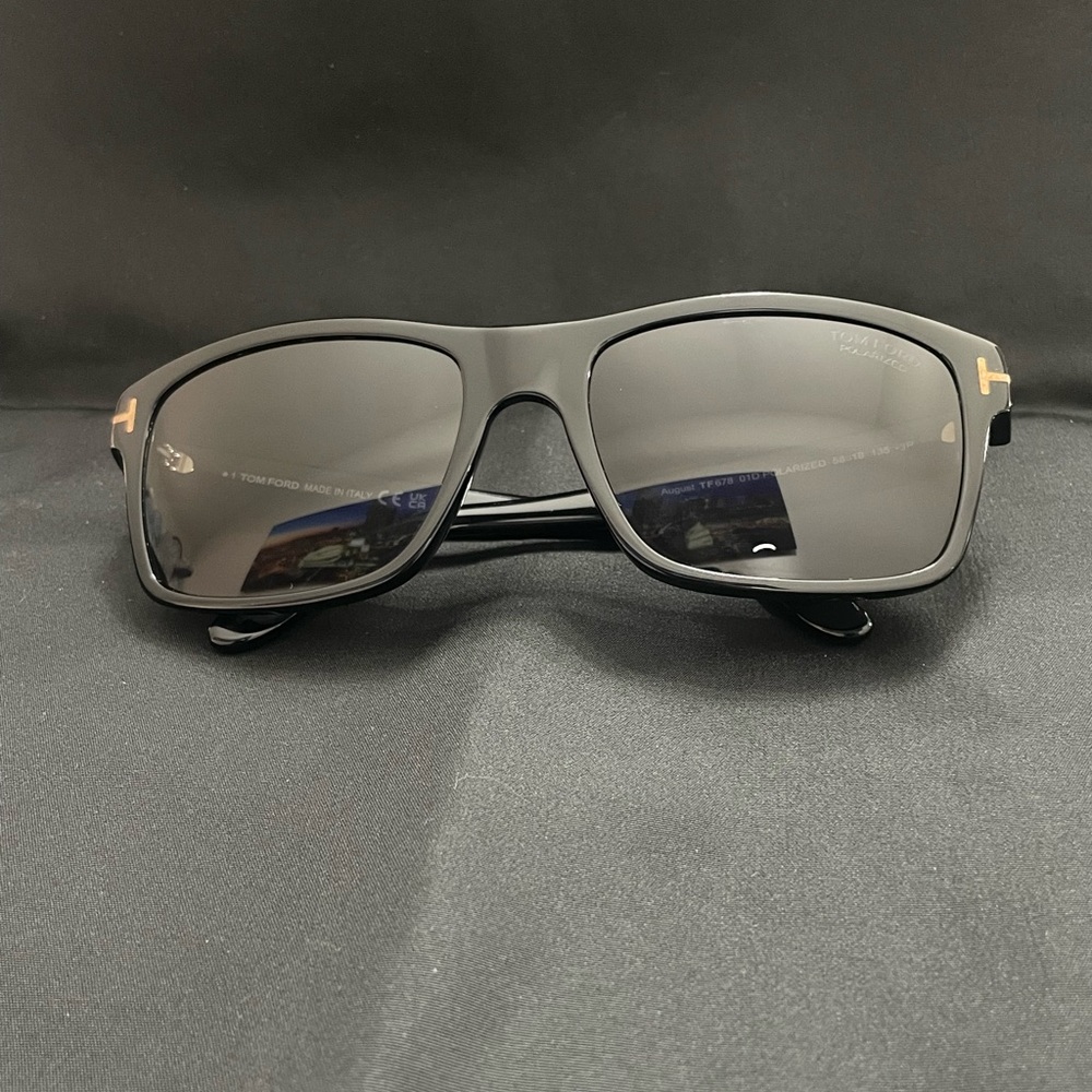 Tom Ford Polarized Sunglasses, TR001026 - Picture 14 of 16